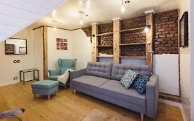 Centrally Located Old Town Loft
